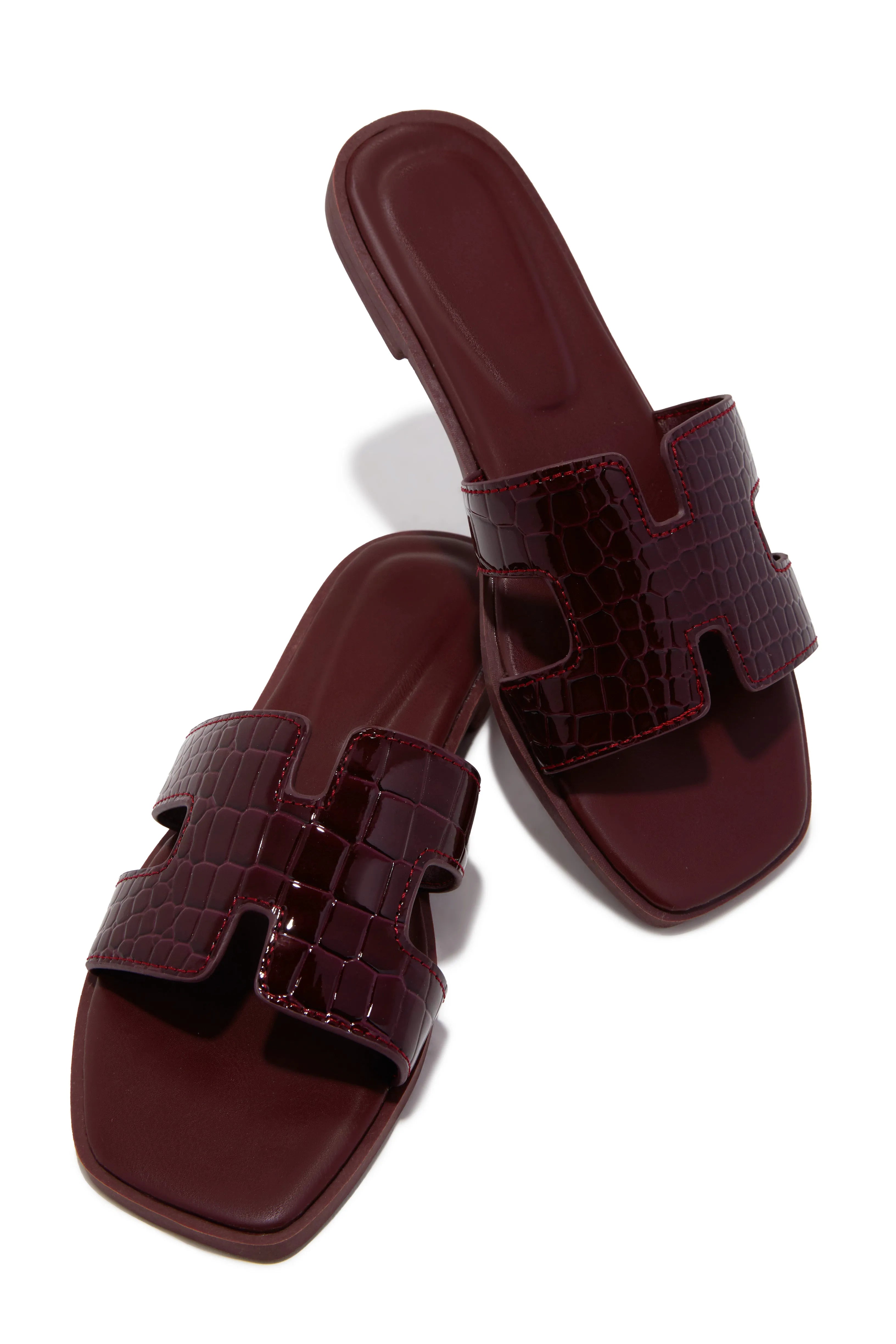Elara Flat Slip-On Sandals in Wine Croc